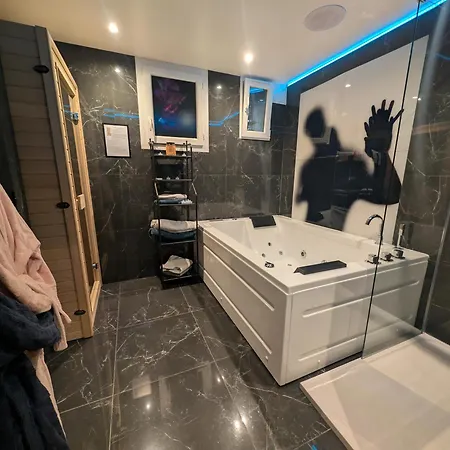 Apartment Droom-sauna Balneo Cinema *