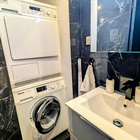 Droom-sauna Balneo&cinema à Jusqu'à 4 Invités *